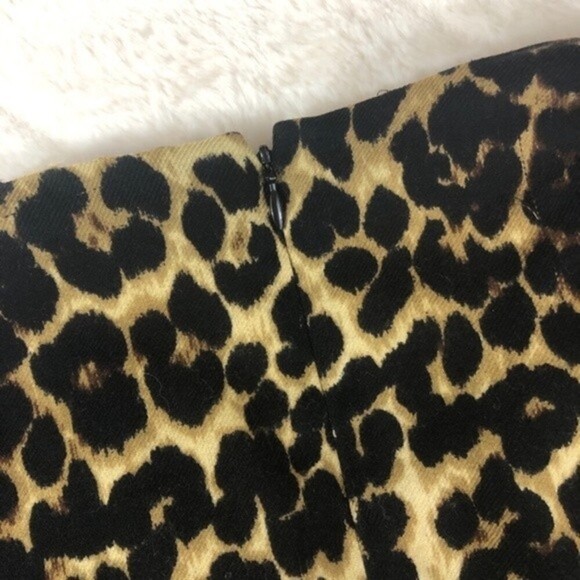Lafayette 148 | Demetria Leopard Wool Surplice Top - Picture 5 of 8